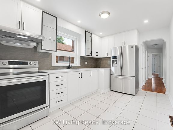 3rd image of 26 Garthwood Dr