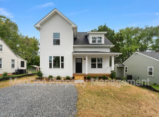 105 Hillcrest Dr, Fredericksburg, VA 22401