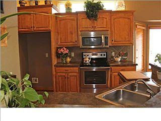 3rd image of 709 E Woodstone Ct