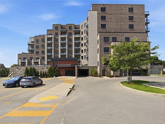 5th image of 30 Hamilton St S #101