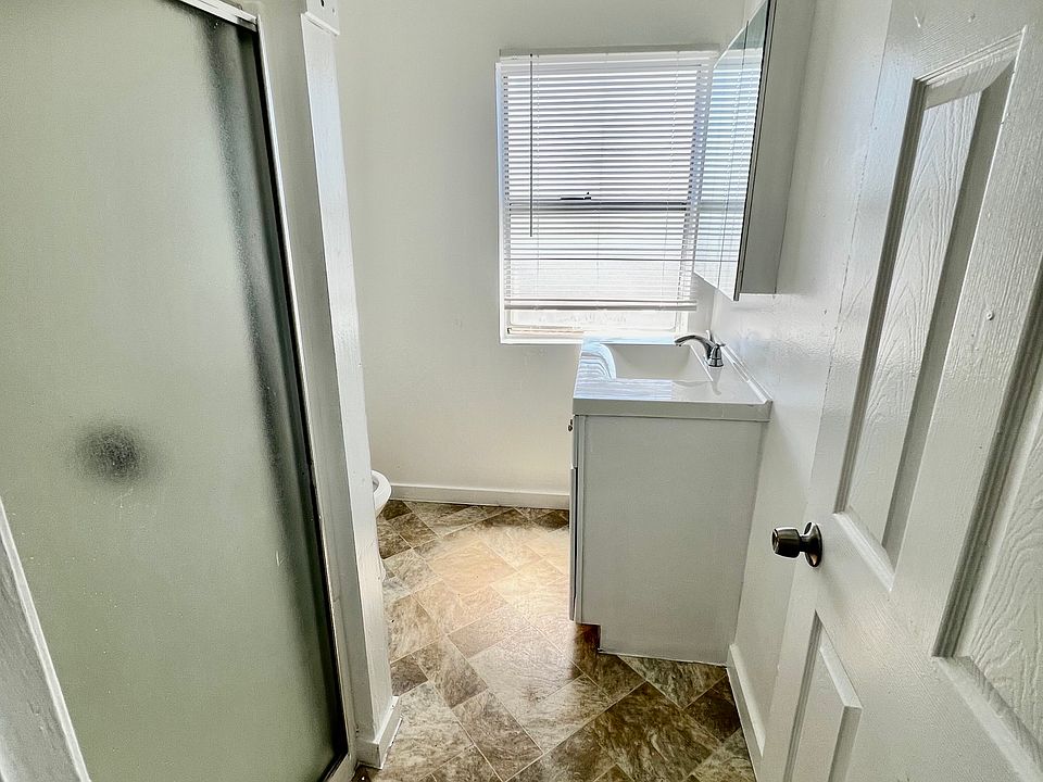 1st image of 1321 Peralta St APT 10