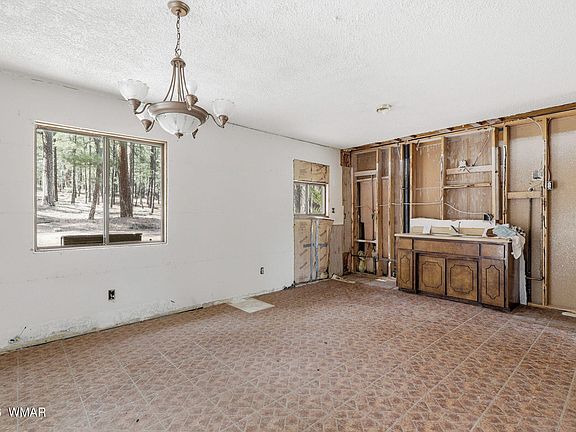 5th image of 6 North Rd #2148