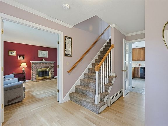 4th image of 73 Lovering St