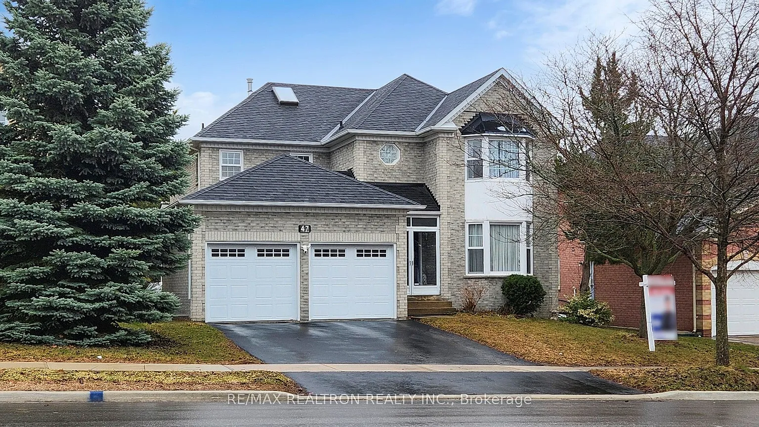 47 Central Park Dr photo 1