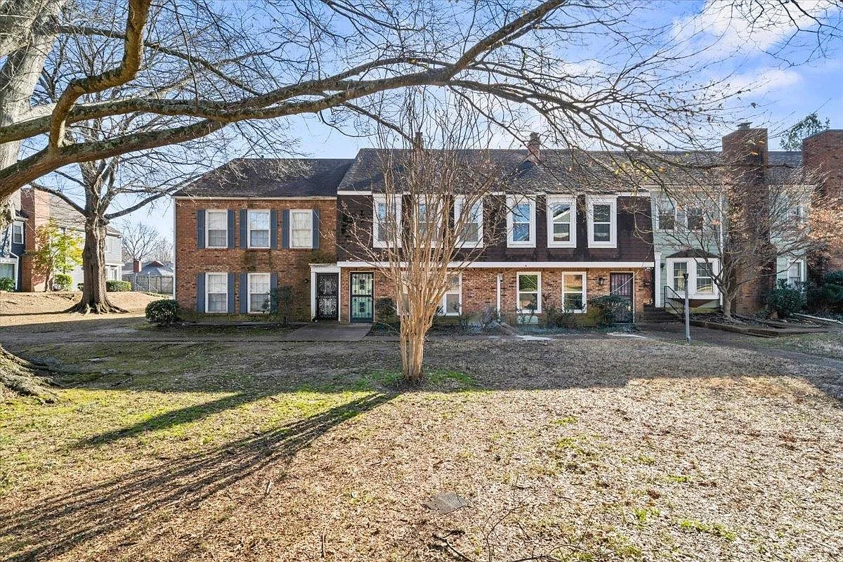 2 bed, 2.5 bath, 1455 sqft, $1,700 — Photo 3
