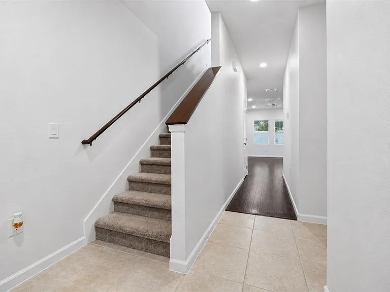2270 Hemingway Cir — Photo 25