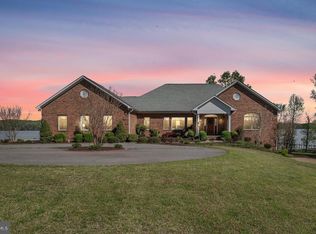 5718 Cove Harbour Dr, King George, VA 22485