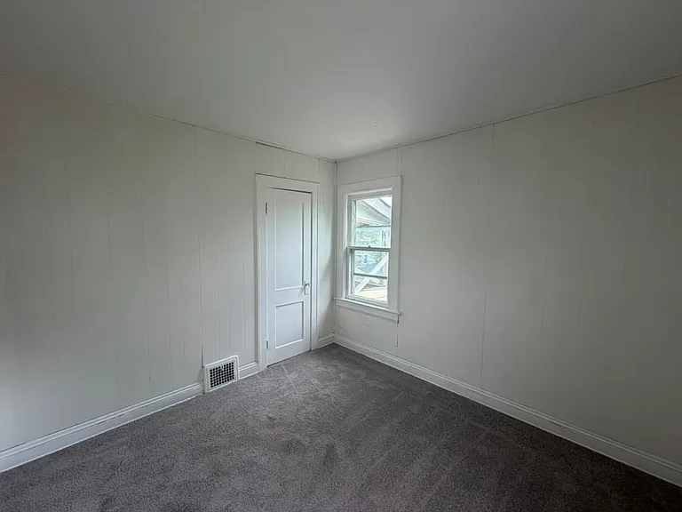 12704 Christine Ave — Photo 14