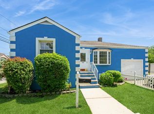 940 Schopman Dr, Secaucus, NJ 07094