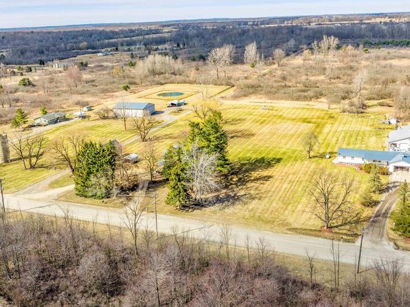 15594 Bryce Rd, Mussey, MI 48014