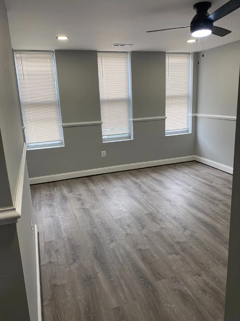 1211 Poplar Grove Street — Photo 2