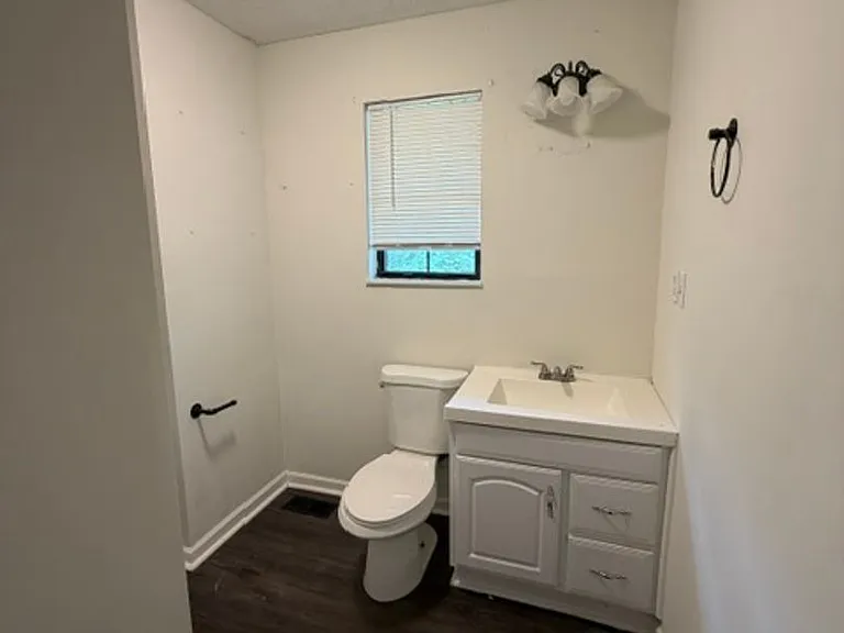2340 Hines Valley Rd — Photo 13