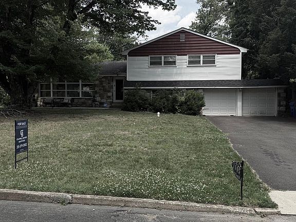 3rd image of 1105 Rock Creek Dr