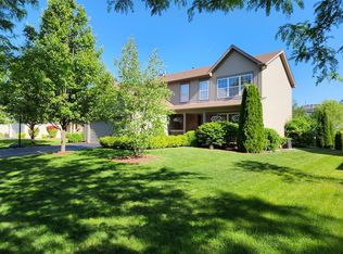1523 Marigold Ln, Minooka, IL 60447