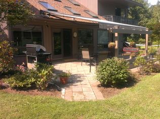 302 Chestnut Hill Rd, Wilton, CT 06897