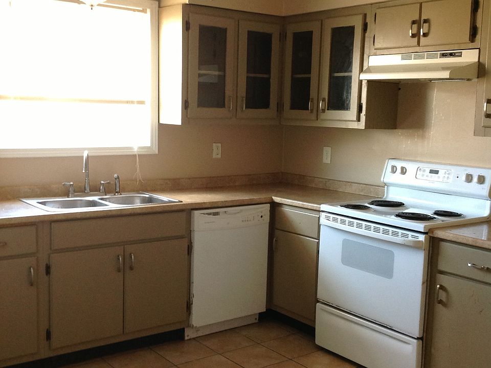 1st image of 9415 Stroelitz St