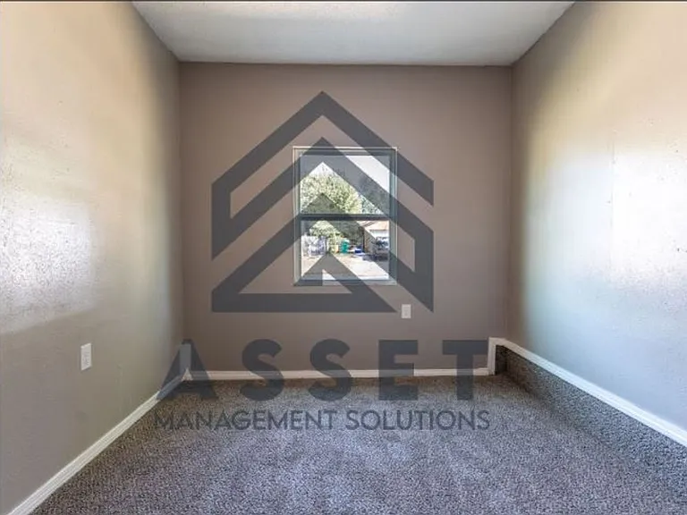 4913 Creekwood Ter — Photo 23