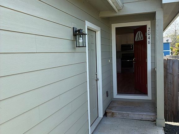 2nd image of 2046 1st Rd