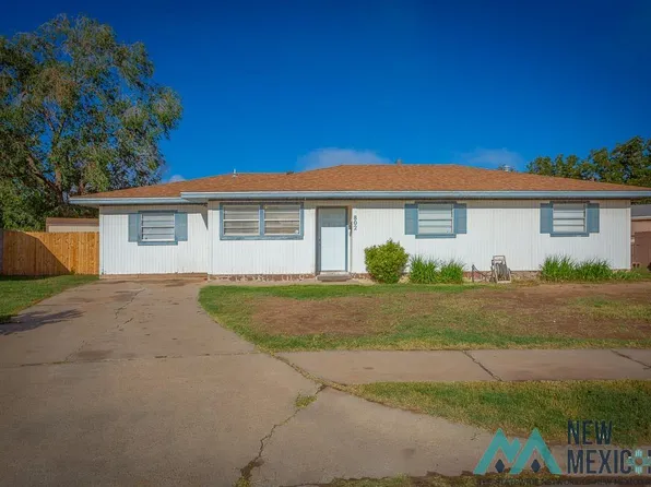 802 Cimarron Pl, Roswell, NM 88203