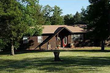 1st image of 617 Candlelight Ln