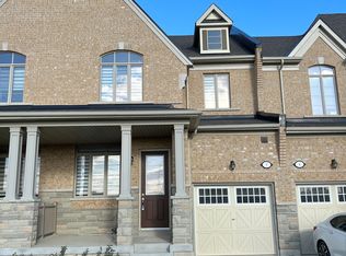 7 Cachia Ln, Ajax, ON L1T 4R2