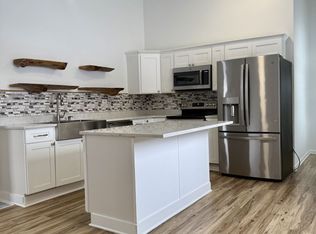 8916 Roley Rd, Sugar Grove, OH 43155