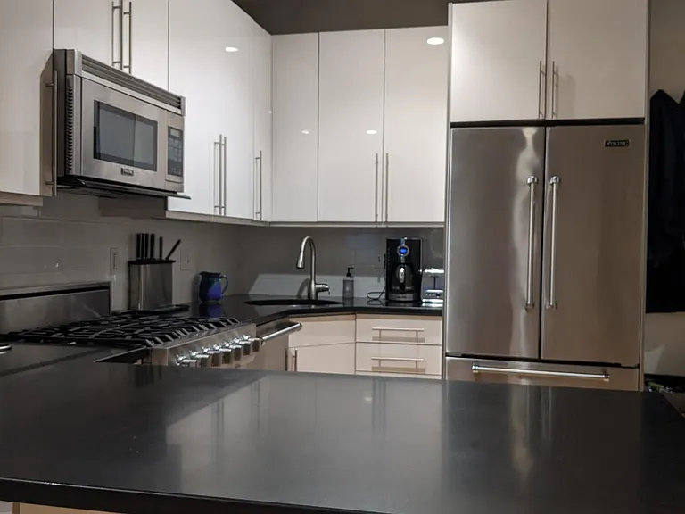 345 D St #4 — Photo 8