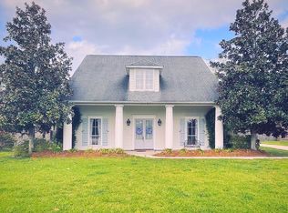 8703 R Dawes Dr, Denham Springs, LA 70706