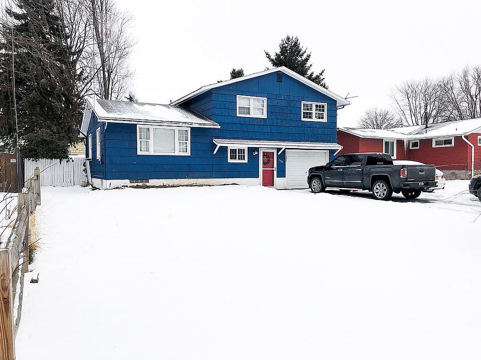 1st image of 115 Rosewood Dr