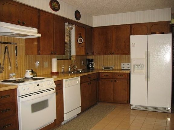 5th image of 1814 N 17th St