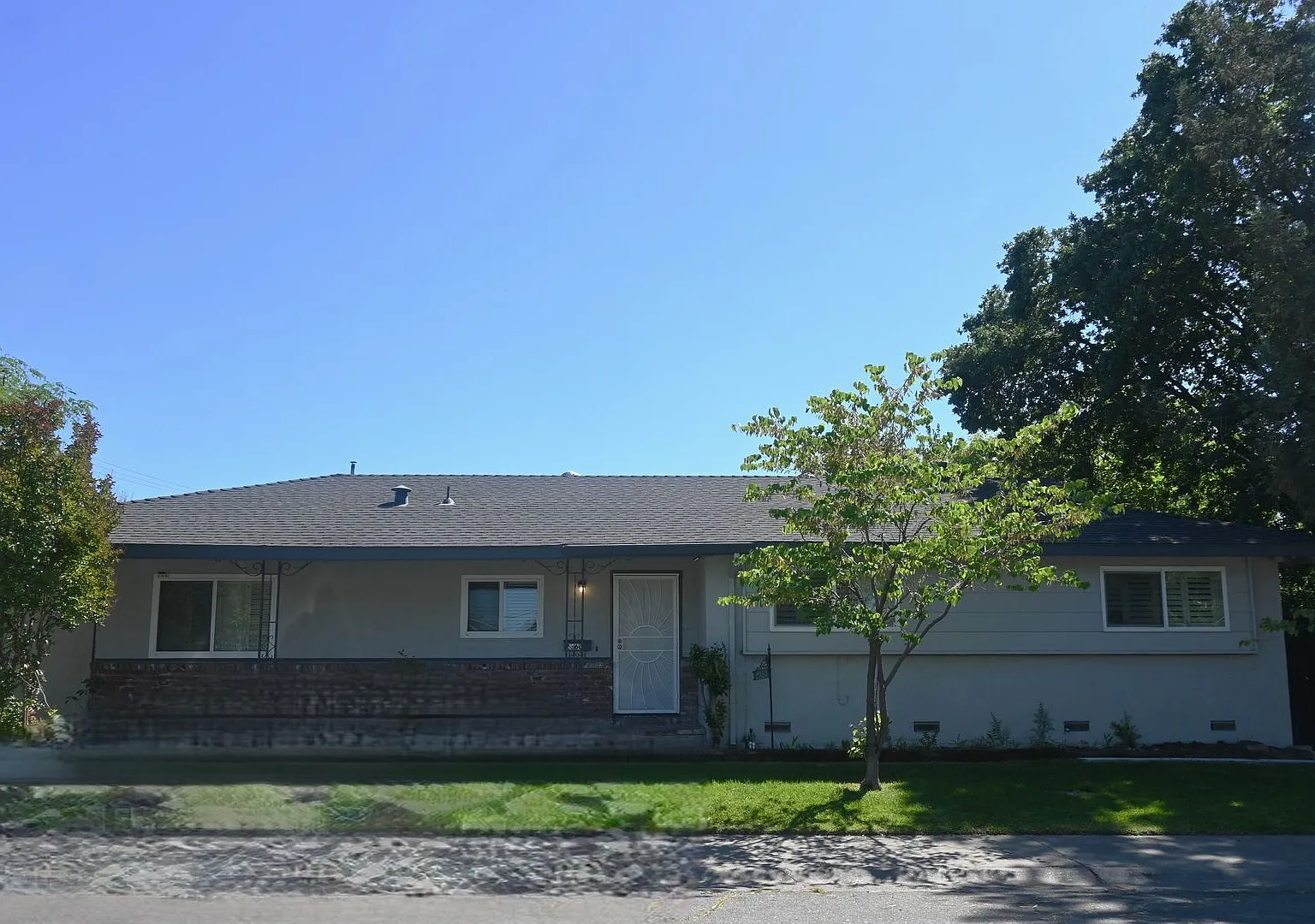 Resident Benefit Package Property — Photo 1