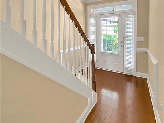 5th image of 2511 Gadsen Walk