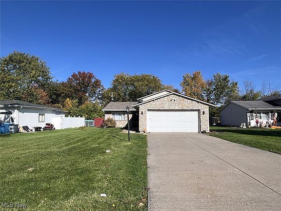 3rd image of 2408 W 37th St