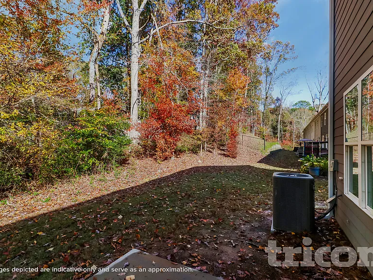 2105 Rosemary Park Ln — Photo 16