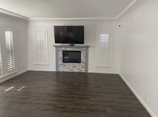2423 W 78th Pl, Inglewood, CA 90305