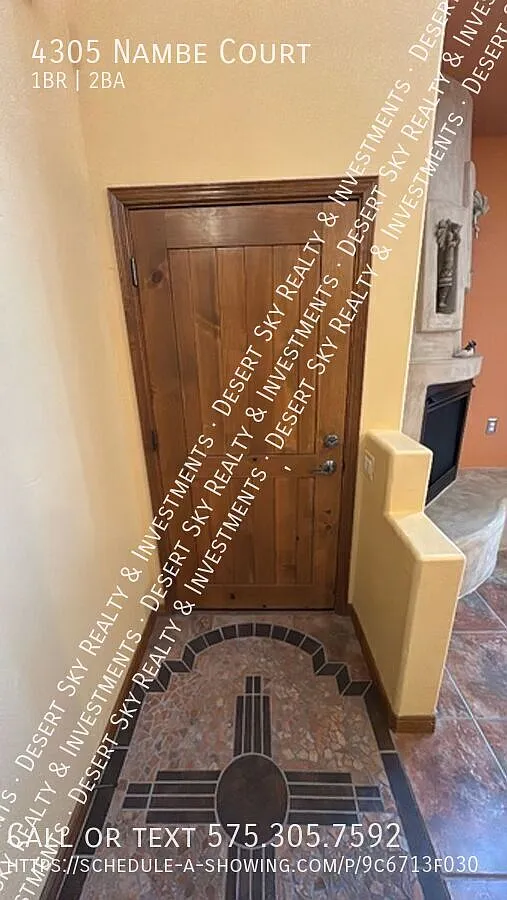 1 Bedroom 1.5 Bath Condo — Photo 3
