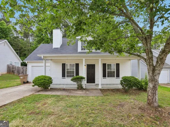 6758 Biscayne Blvd, Rex, GA 30273