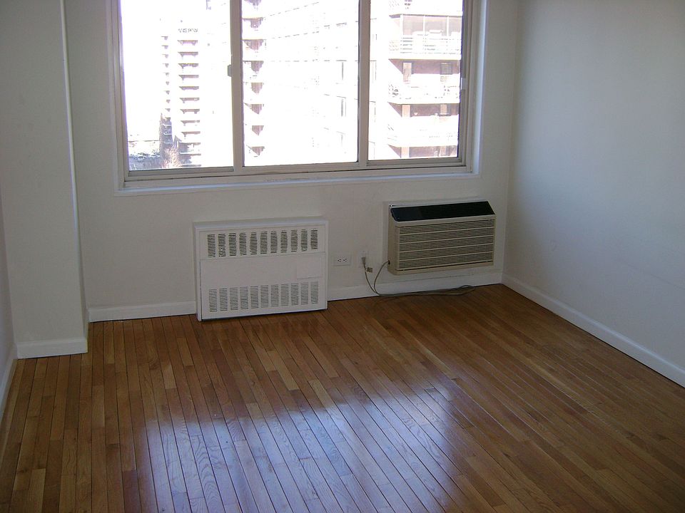 1st image of 160 W 97th St APT 6b