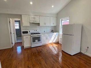 493 Lake St FLOOR 2, Brooklyn, NY 11223