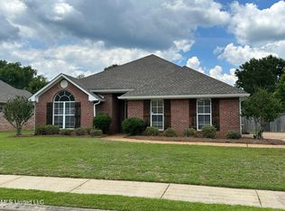 121 Kenzie Dr, Madison, MS 39110