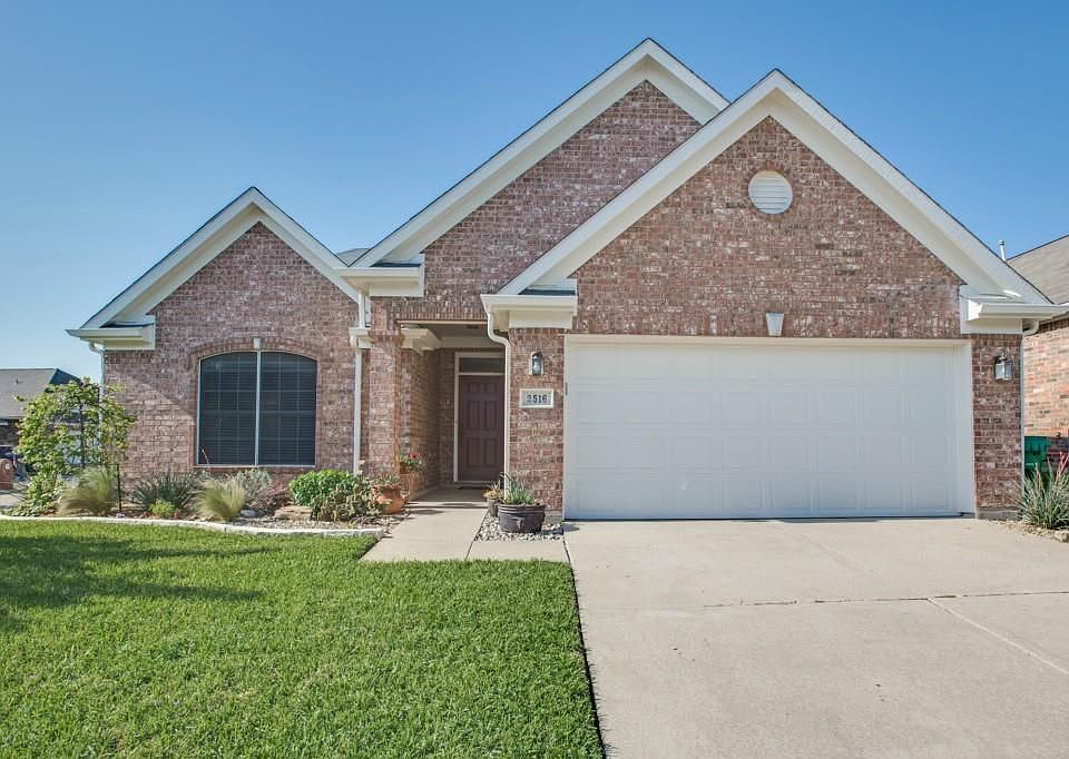 1st image of 2516 Fox Hollow Ct