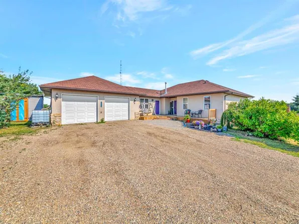 407 N 1st Ave NW, Waseca, SK S0M 3A0