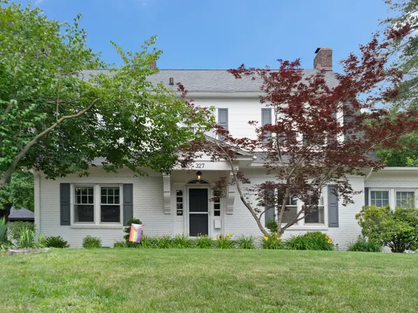 327 McClellan Blvd, Davenport, IA 52803