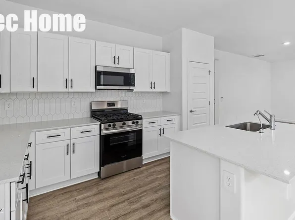 12341 E Morris Carson Dr, Vail, AZ 85641