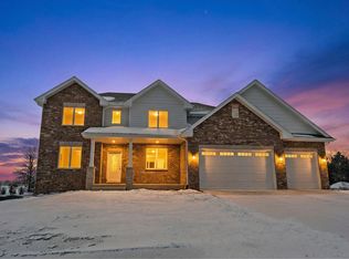 8017 Stanley Trl, Frankfort, IL 60423