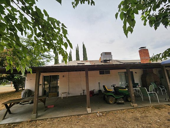 5th image of 24624 Tropical Dr