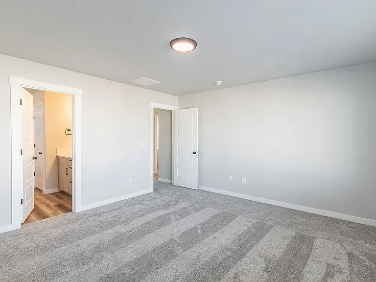 2640 N Silver Wolf Ave — Photo 27