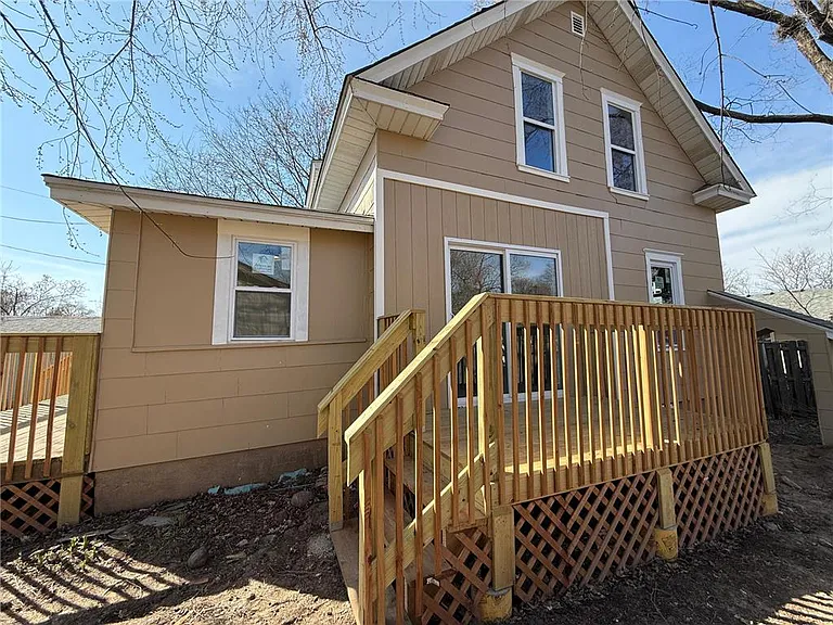 1603 Hudson Rd — Photo 31