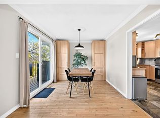 1005 NE Hunterhaven Rd NW, Calgary, AB T2K4K4