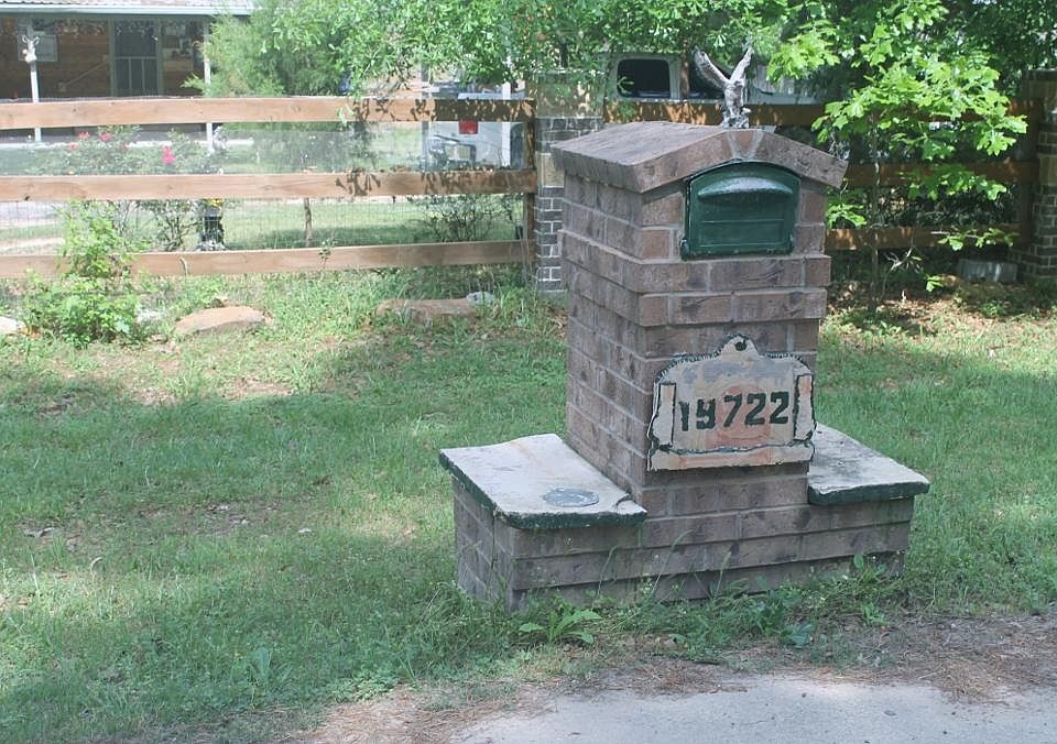 1st image of 19722 Hickory Ln
